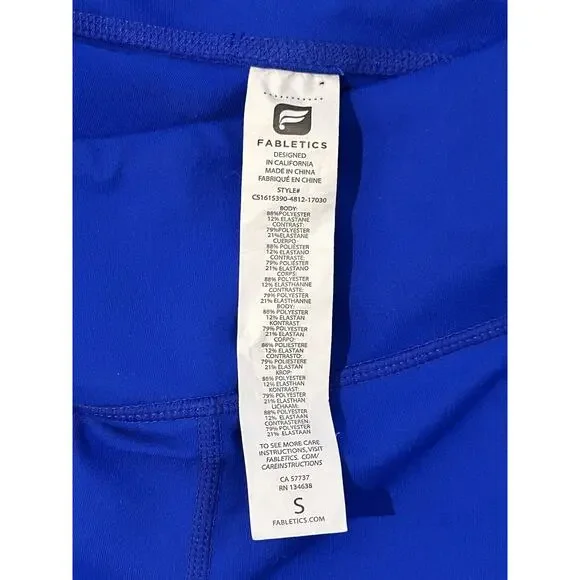 NWOT Fabletics Bike Shorts Women's size S Blue - Picture 3 of 3